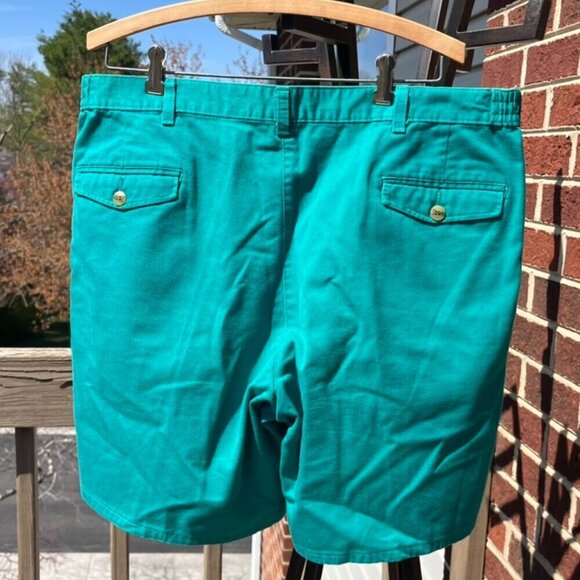 Vintage Disney Fashion Mickey Mouse Green Shorts Men's 36 - Picture 3 of 6